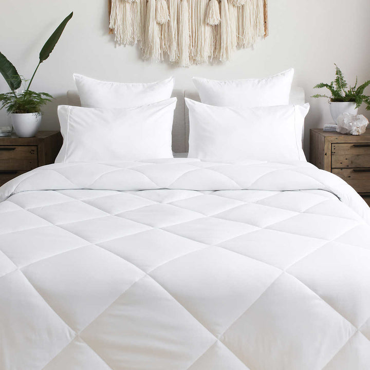 Jennifer Adams - Couette alternative en duvet éternel