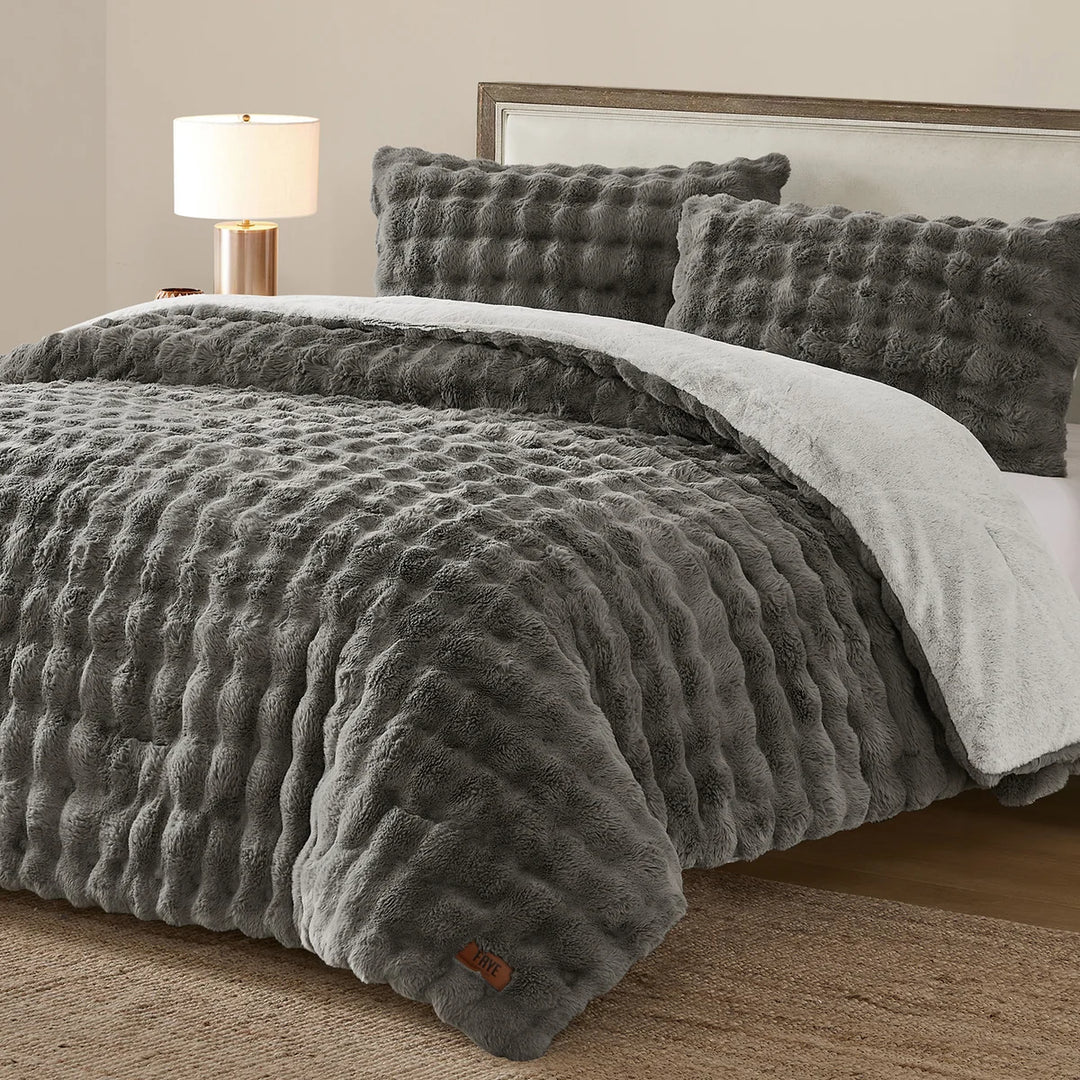 FRYE 3-Piece Faux Fur Comforter Set