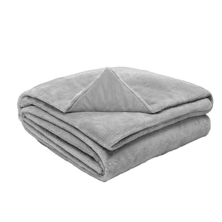 Mon Chateau Luxurious Faux Fur Throw