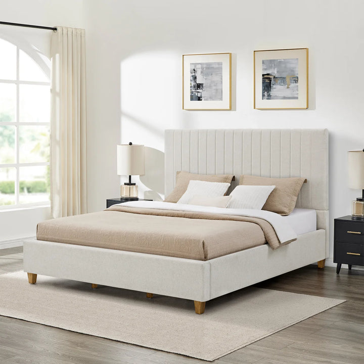 Thomasville – Très grand lit recouvert de tissu