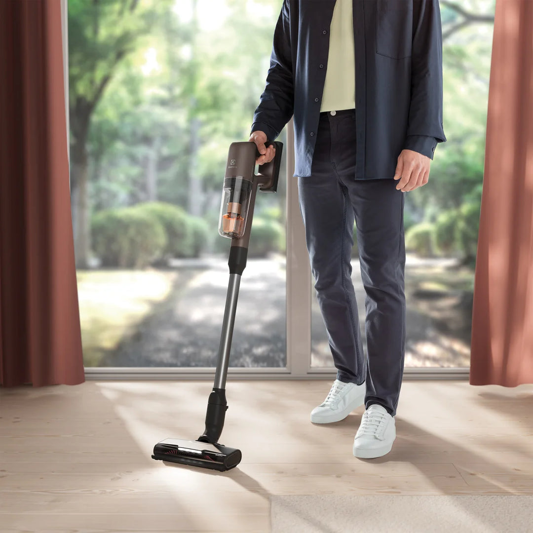 Electrolux Ultimate 700 Vacuum Cleaner
