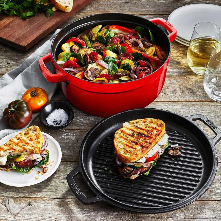 Staub – Casserole et poêle à griller de 6,7 L (7 qt)