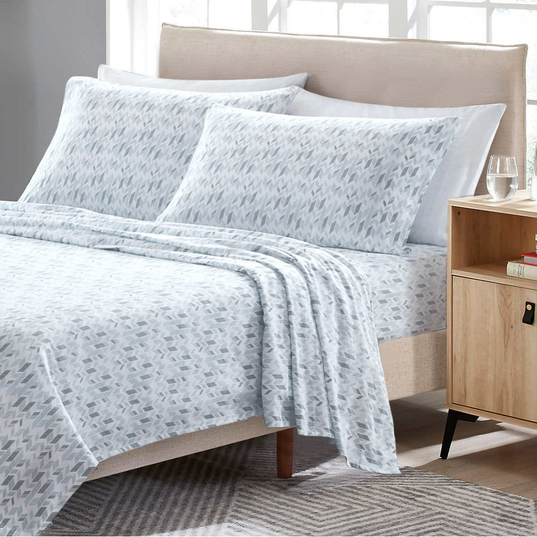 Scott Living 220 Thread Count Cotton Sateen Sheet Set